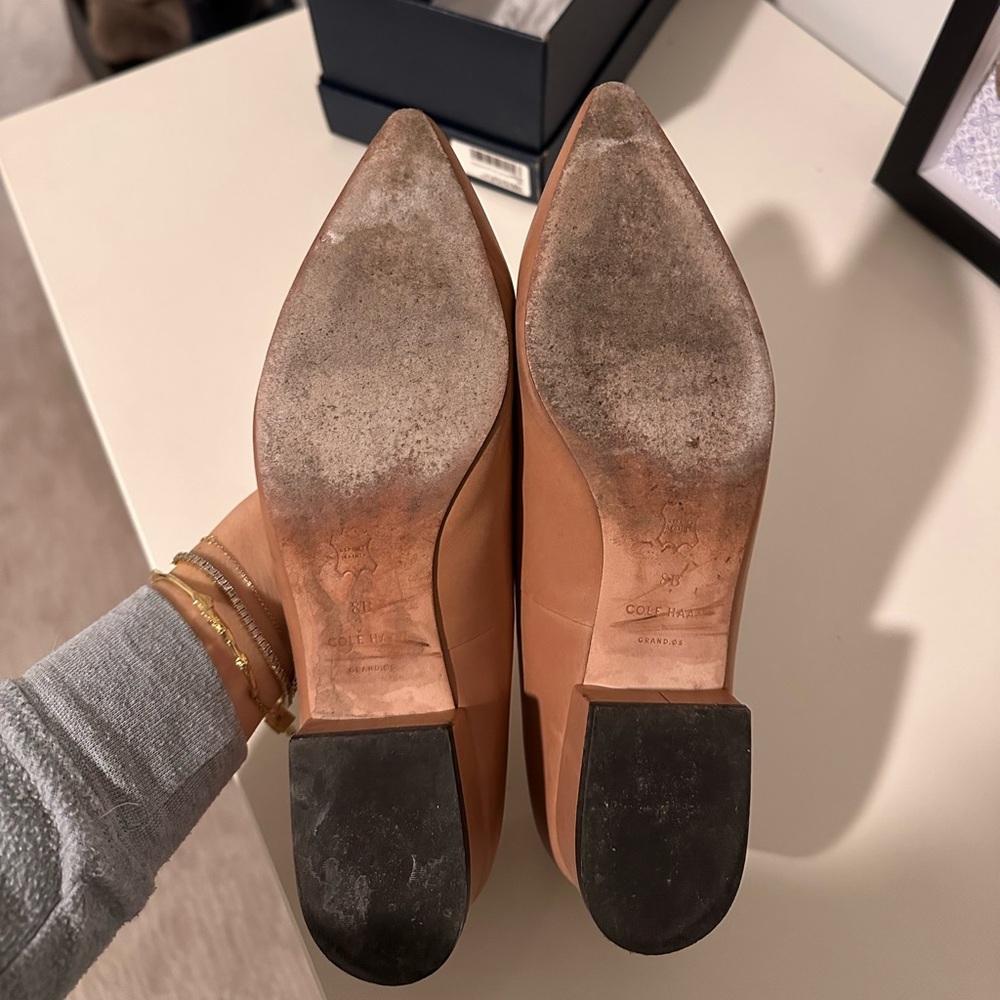 COLE HAAN Vesta Leather Beige Flats - Size 8 - Picture 7 of 10